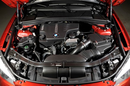 BMW Turbo FourCylinder Will Debut in X1 xDrive28i in Europe 